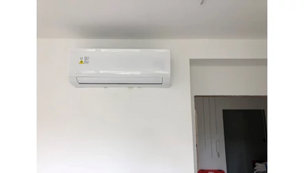 Klímatelepítés: Budapest XII. kerület, Midea multi split klíma 4 beltéri egységgel, 2. emelet